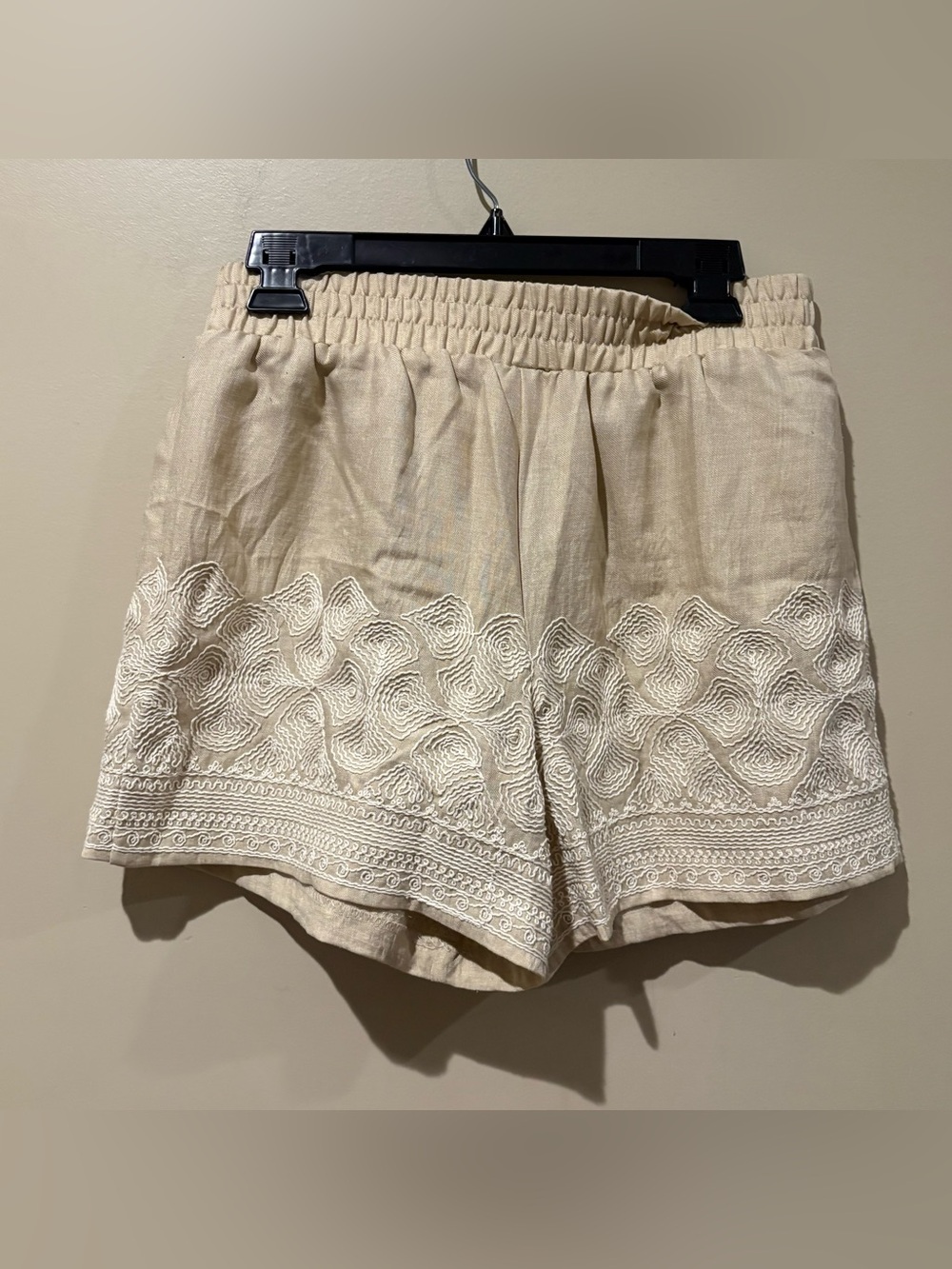 Wren Beige High-Waist Embroidered Tie-Front Shorts size M - Picture 4 of 8